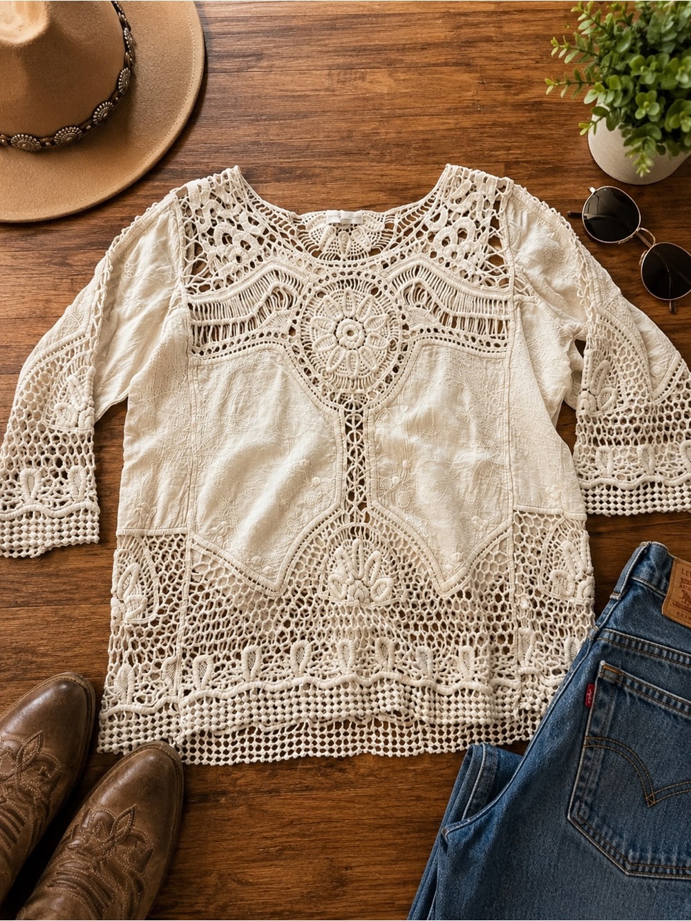 Coco + Jameson Top Boho Open Crochet Flare Sleeve size small